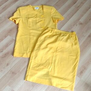 Vintage Funky Bold Colorful 80s 90s Size 12 Short Sleeve Caron Skirt Set